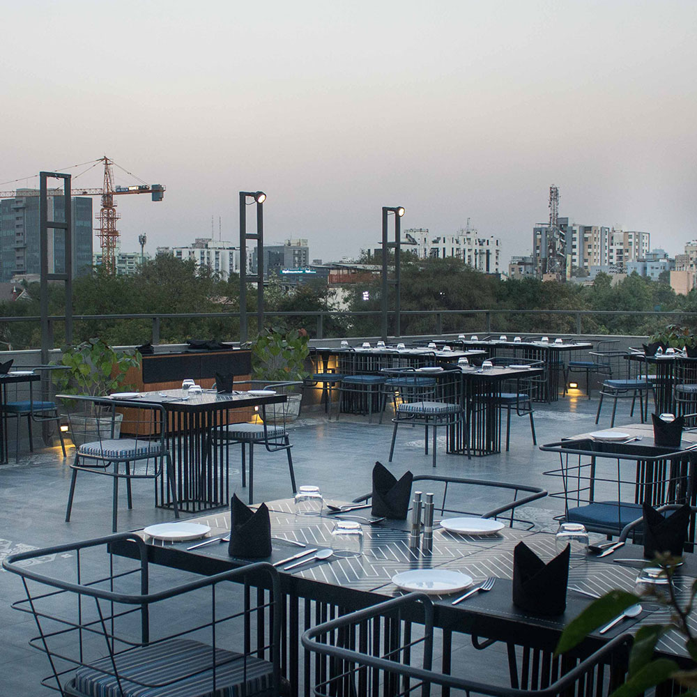 rooftop-restaurant-lithosphere